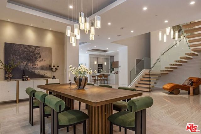 350 N Harper Avenue, Los Angeles, CA 90048