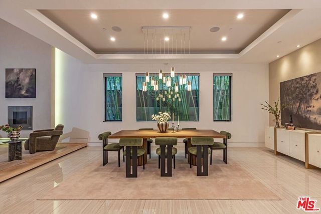 350 N Harper Avenue, Los Angeles, CA 90048