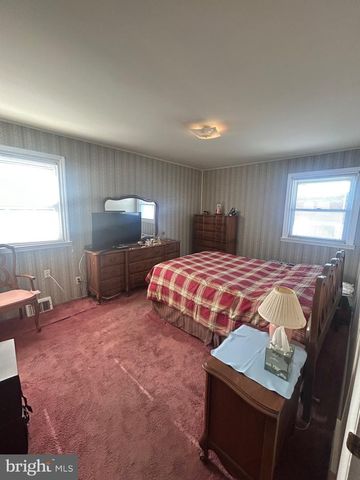 8572 BENTON AVE, Philadelphia, PA 19152