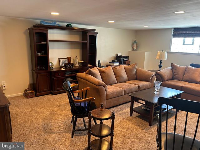 8572 BENTON AVE, Philadelphia, PA 19152