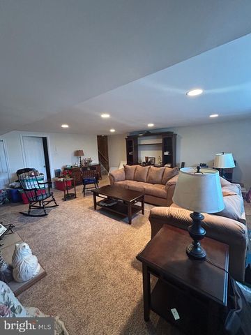 8572 BENTON AVE, Philadelphia, PA 19152