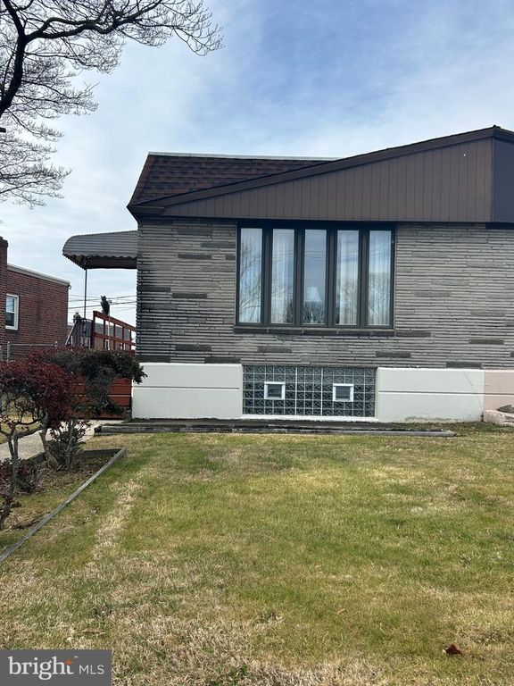 8572 BENTON AVE, Philadelphia, PA 19152