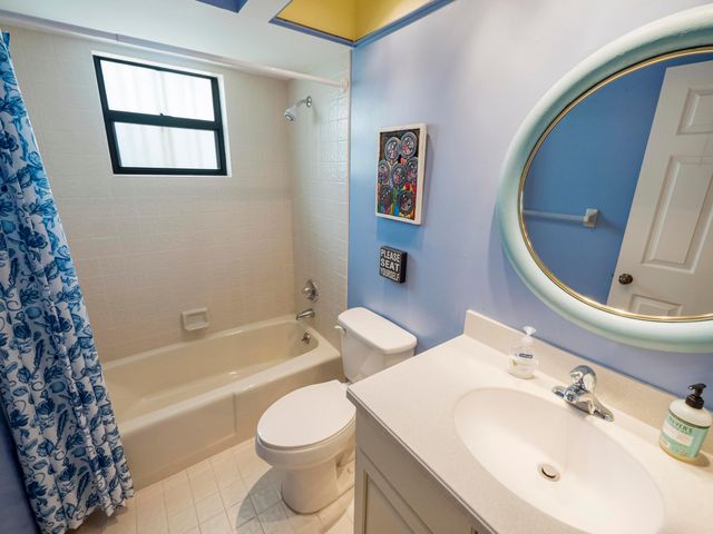 6776 SE Yorktown Drive, Hobe Sound, FL 33455