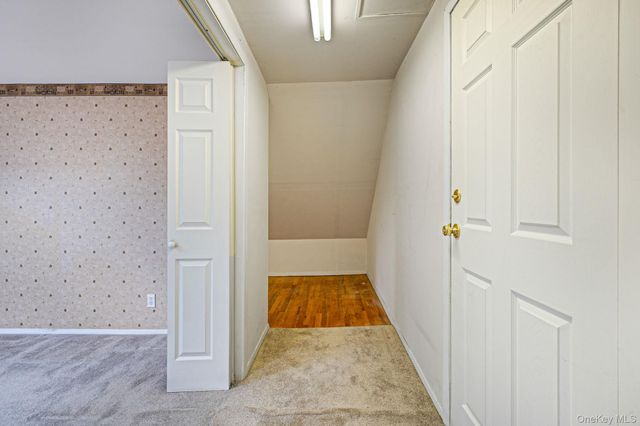 108 Ketewamoke Avenue, Babylon, NY 11702