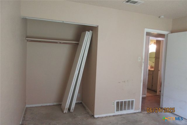 2101 Stagecoach Trail, Temple, TX 76502