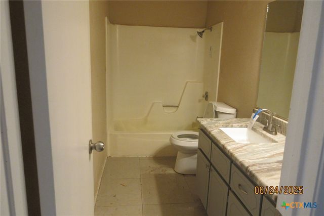 2101 Stagecoach Trail, Temple, TX 76502