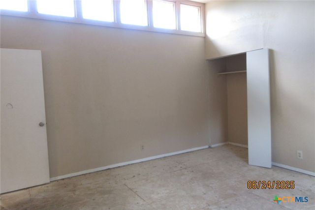 2101 Stagecoach Trail, Temple, TX 76502