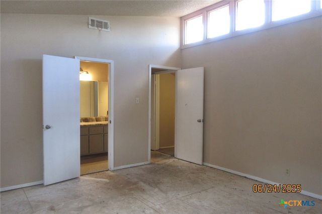 2101 Stagecoach Trail, Temple, TX 76502