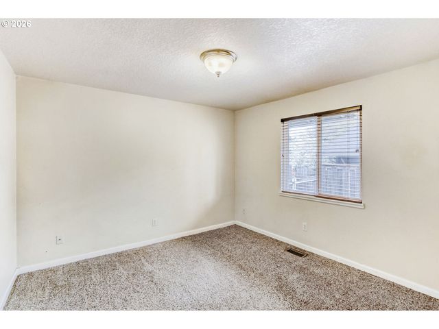 8545 Sw REBECCA Ln, Beaverton, OR 97008