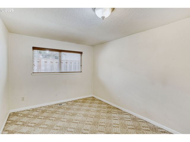 8545 Sw REBECCA Ln, Beaverton, OR 97008