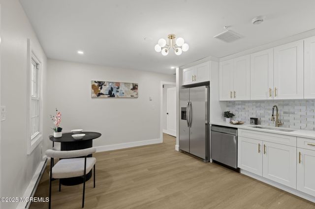 84 Parkway Drive B, Freehold, NJ 07728