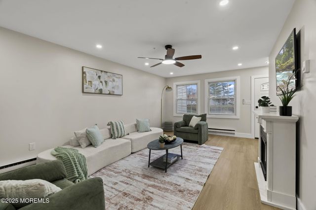 84 Parkway Drive B, Freehold, NJ 07728