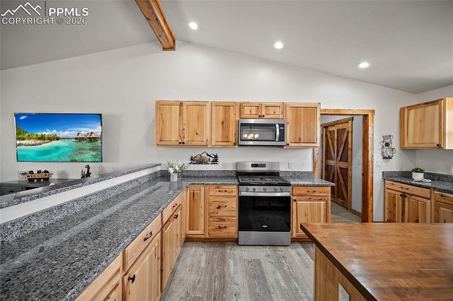 186 Empire Road, Florissant, CO 80816