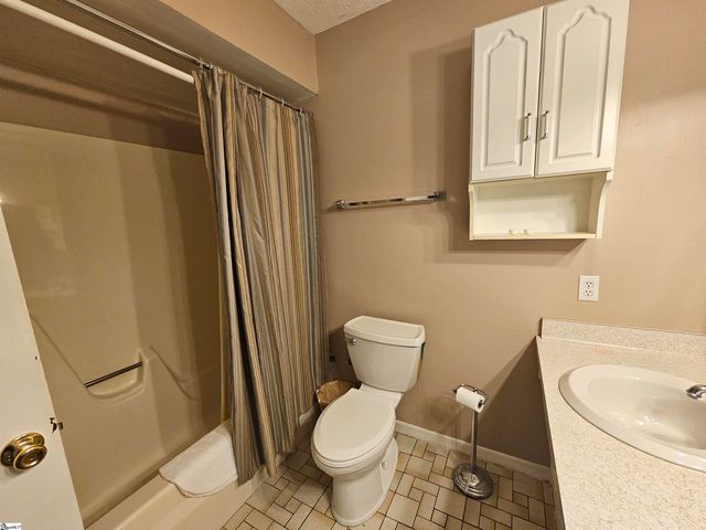 4428 Grissom Road, Spartanburg, SC 29301