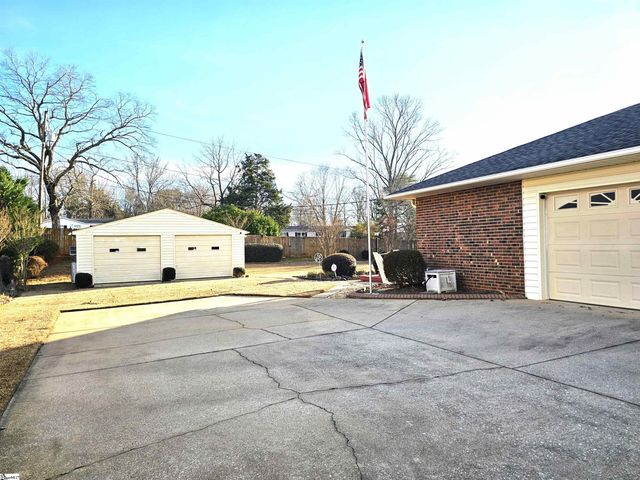 4428 Grissom Road, Spartanburg, SC 29301