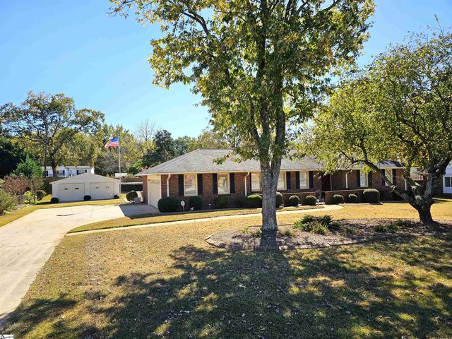 4428 Grissom Road, Spartanburg, SC 29301