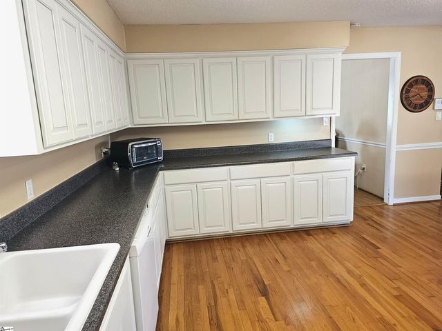 4428 Grissom Road, Spartanburg, SC 29301