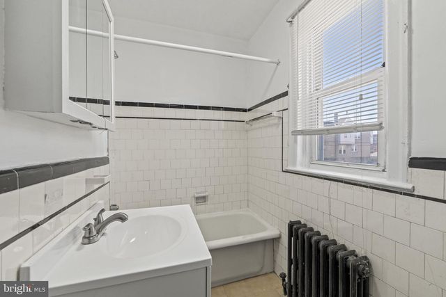 1201 E LYCOMING ST, Philadelphia, PA 19124