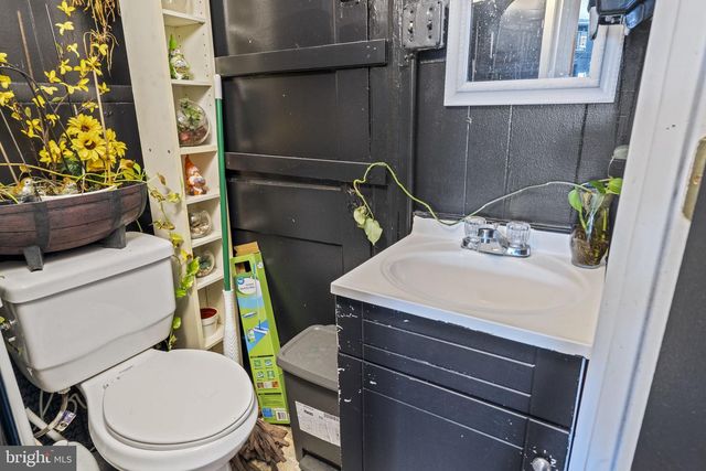 1201 E LYCOMING ST, Philadelphia, PA 19124