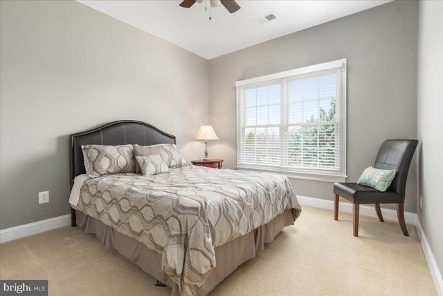 19829 SOMERCOTE LN, Leesburg, VA 20175