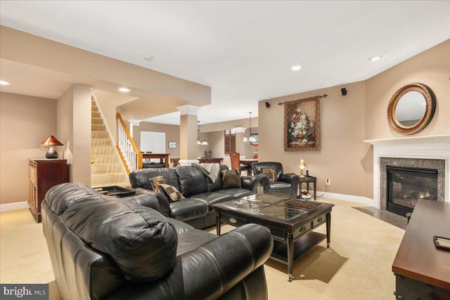 19829 SOMERCOTE LN, Leesburg, VA 20175