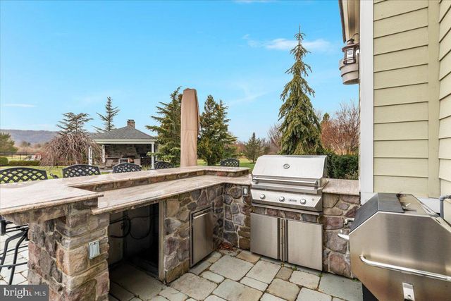 19829 SOMERCOTE LN, Leesburg, VA 20175