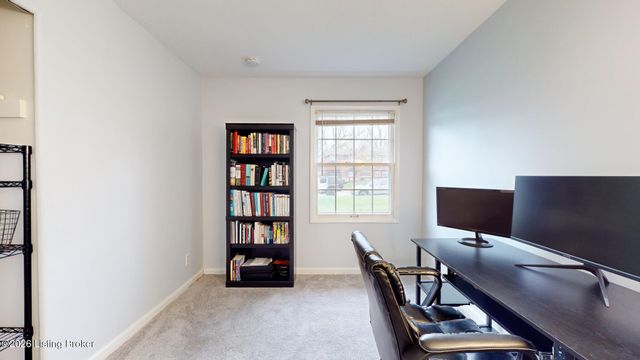 1812 The Meadow Rd, Louisville, KY 40223