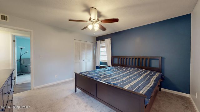 1812 The Meadow Rd, Louisville, KY 40223