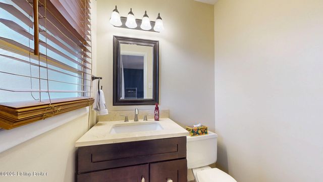 1812 The Meadow Rd, Louisville, KY 40223