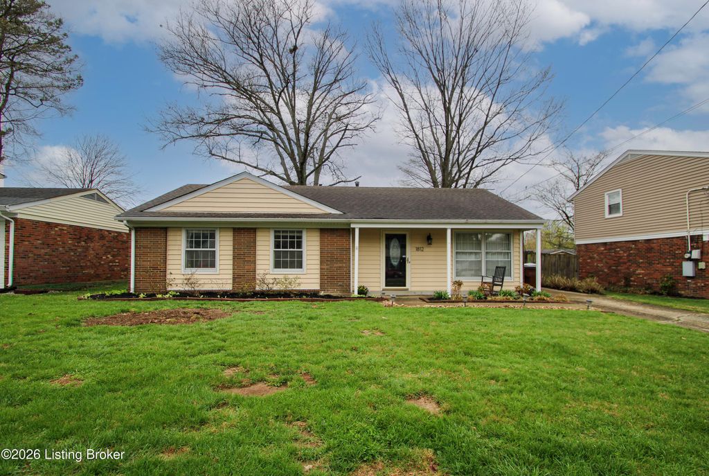 1812 The Meadow Rd, Louisville, KY 40223
