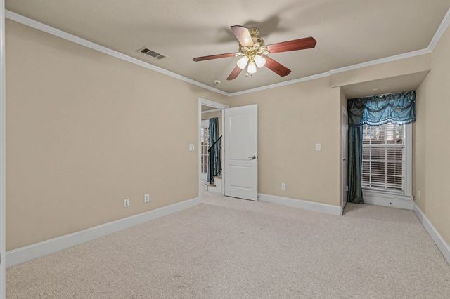 2811 Welborn Street, Dallas, TX 75219