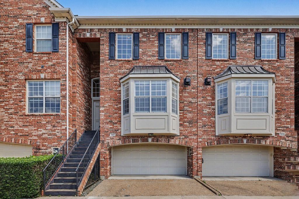 2811 Welborn Street, Dallas, TX 75219