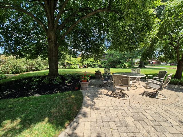 345 Dellwood Avenue, Oakwood, OH 45419