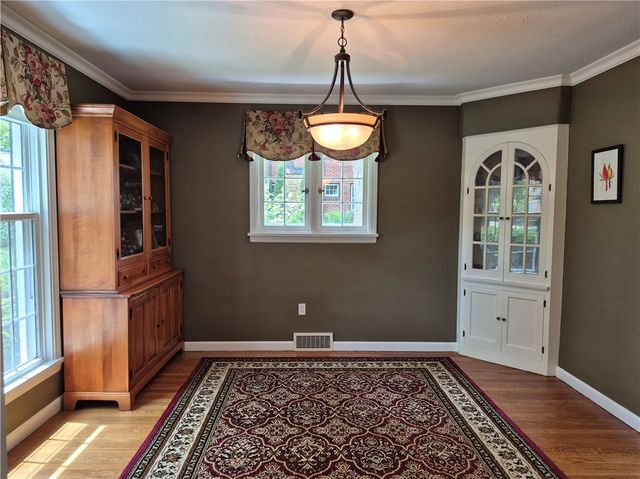 345 Dellwood Avenue, Oakwood, OH 45419