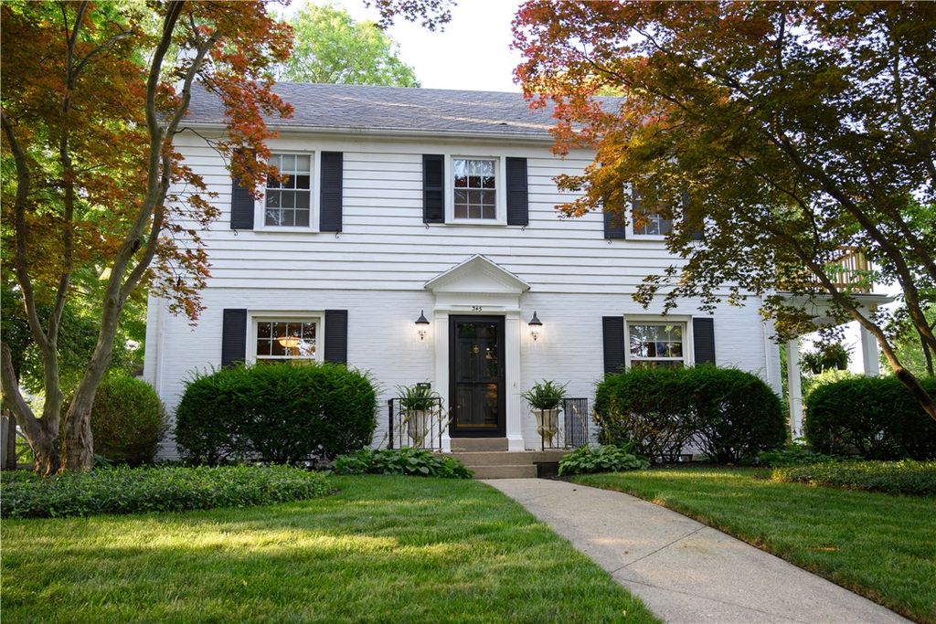 345 Dellwood Avenue, Oakwood, OH 45419