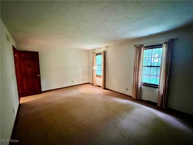 14280 Sweetbriar Lane, Novelty, OH 44072