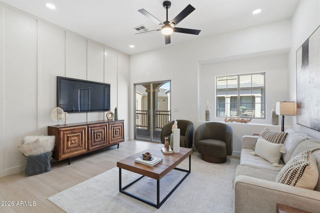 17150 N 23RD Street 215, Phoenix, AZ 85022