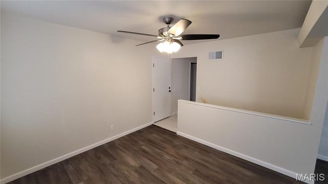 10216 Pannell Drive, St Louis, MO 63136