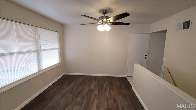 10216 Pannell Drive, St Louis, MO 63136