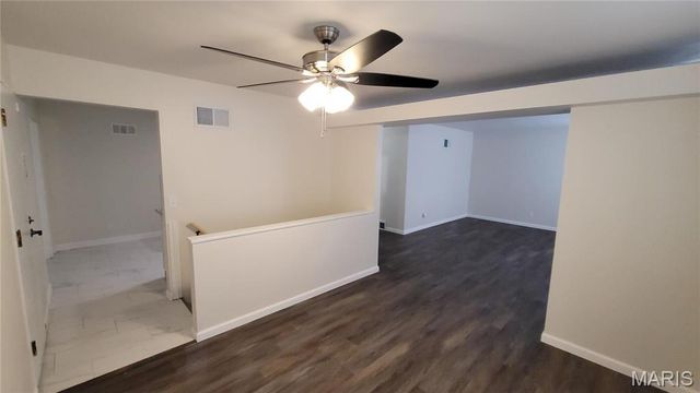 10216 Pannell Drive, St Louis, MO 63136