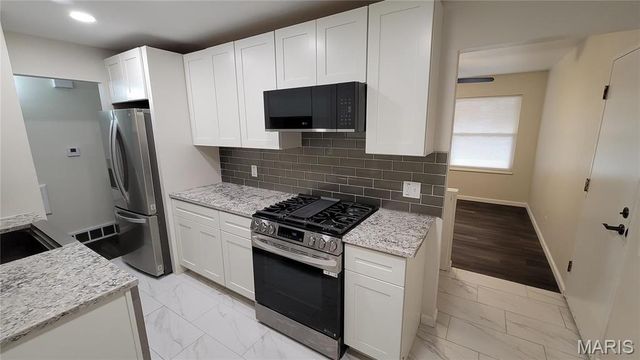 10216 Pannell Drive, St Louis, MO 63136
