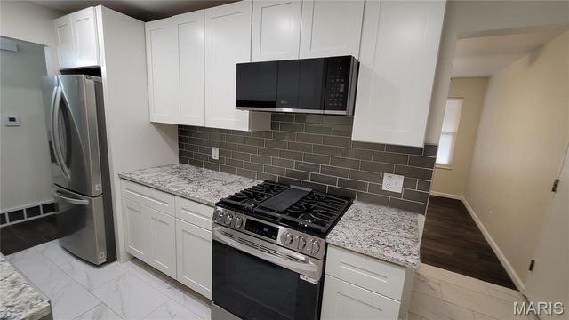 10216 Pannell Drive, St Louis, MO 63136