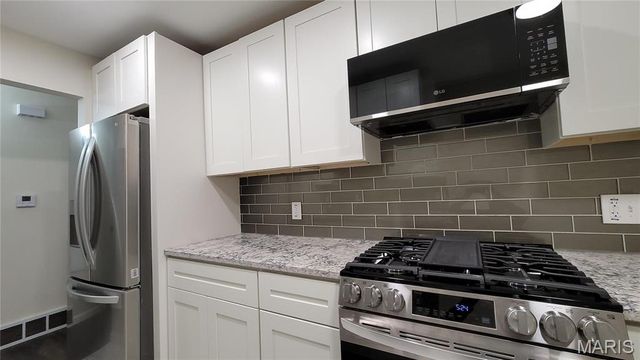 10216 Pannell Drive, St Louis, MO 63136