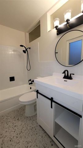 10216 Pannell Drive, St Louis, MO 63136