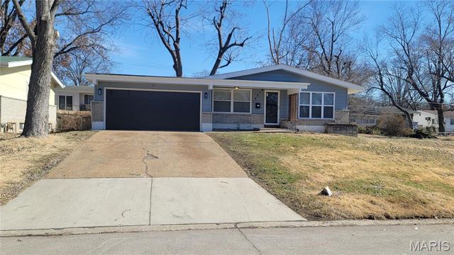 10216 Pannell Drive, St Louis, MO 63136