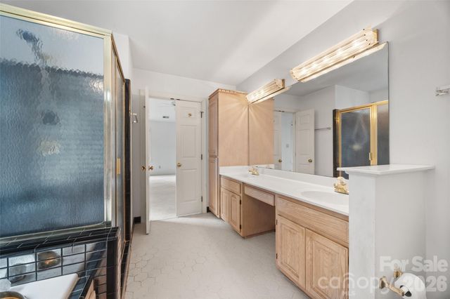 7411 Leharne Drive, Charlotte, NC 28270