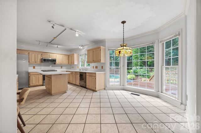 7411 Leharne Drive, Charlotte, NC 28270