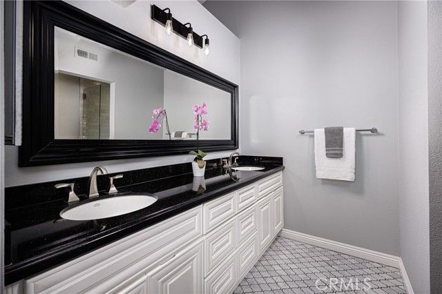 7291 Coho Dr 105, Huntington Beach, CA 92648