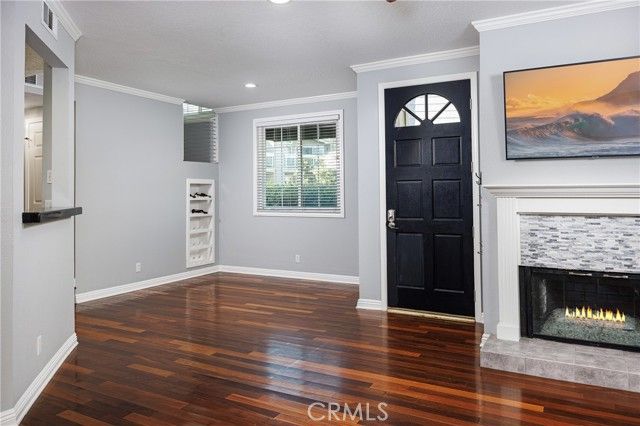 7291 Coho Dr 105, Huntington Beach, CA 92648