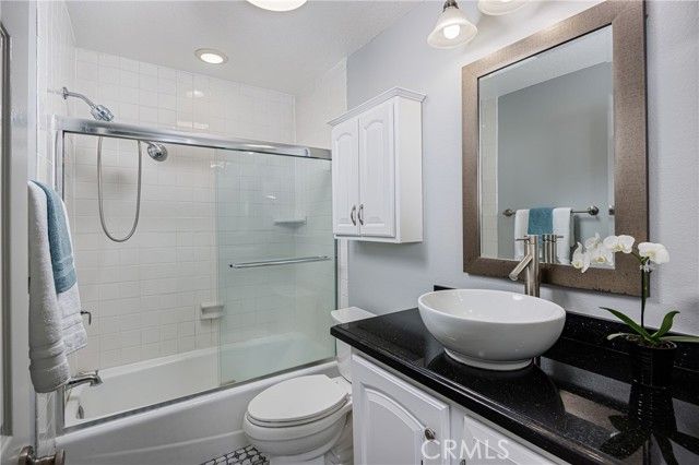 7291 Coho Dr 105, Huntington Beach, CA 92648